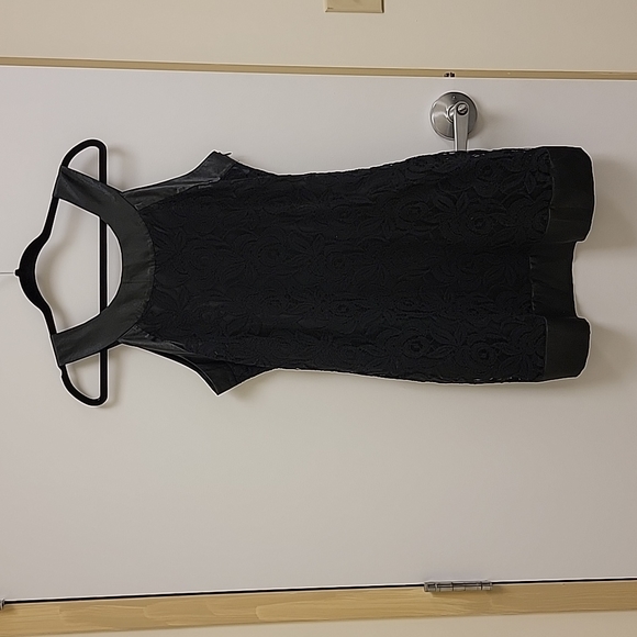 Fashion Bug size 16 black lace dress - Picture 1 of 4